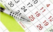 Calendar and Pen To Show Flexible Schedule